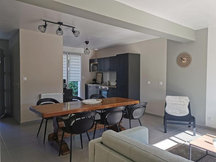 Maison Cosy Entre Paris Rouen Et Deauville Pont-de-lʼArche Eksteriør billede